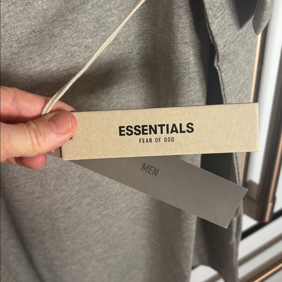 NWT Fear of God Essentials tee shirt - Picture 4 of 5